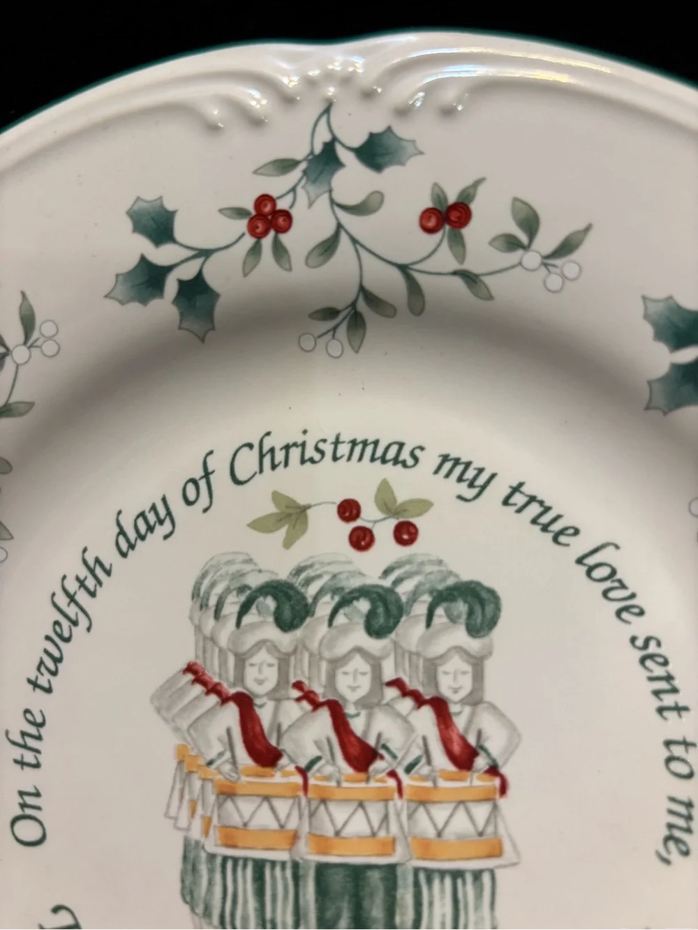 Pfaltzgraff Twelve Drummers Drumming 8” Plate 12 Days of Christmas series